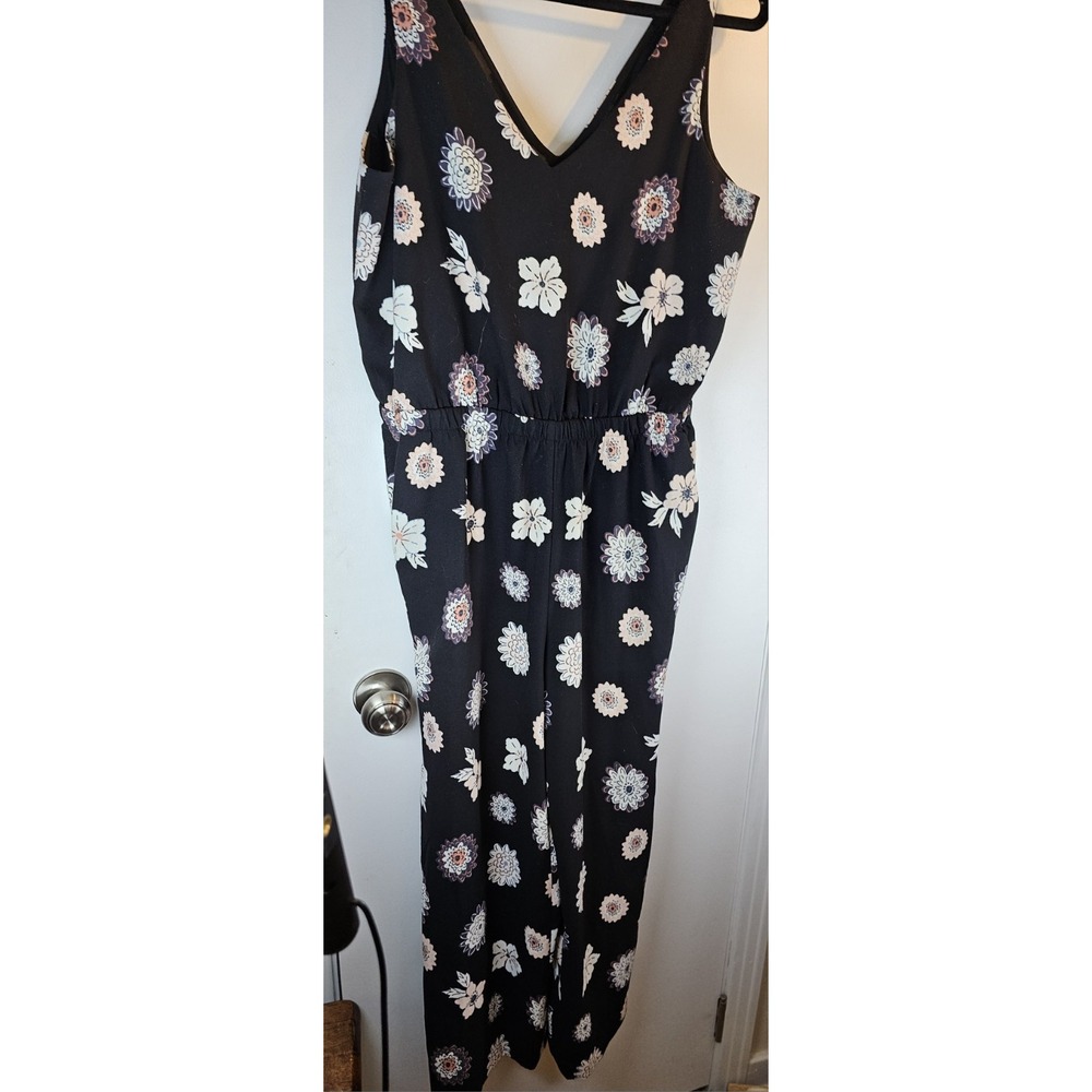 Loft Jumpsuit Womens Black Floral Print Sleeveless Size Medium - Picture 9 of 9